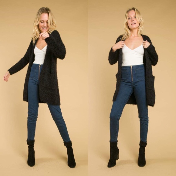 🚨24 HOUR SALE🚨 Netflix And Chill Cardigan - Picture 3 of 5